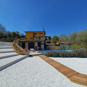  Villa Daniela
